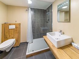 Holiday Home in Vielsalm With Bubble Bath