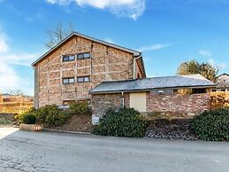 Holiday Home in Vielsalm With Bubble Bath