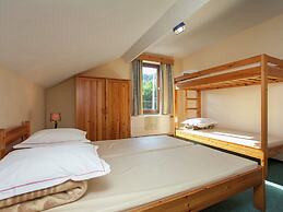 Spacious Holiday Home With Roofed Terrace