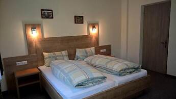 Pleasant Holiday Home in Langenfeld With Balcony