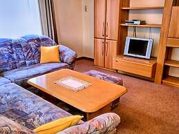 Pleasant Holiday Home in Langenfeld With Balcony