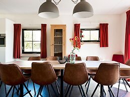Family House With Wellness
