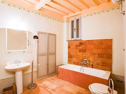 Villa a Sermugnano con Spiaggia di Mare