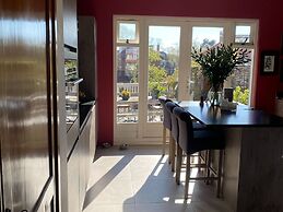 Luxury Home With Roof Terrace in The Hague