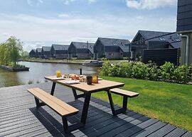 Luxurious Detached Water Villa With Jetty