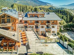 Dreany Apartment Right Next to the Cable Cars