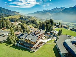Dreany Apartment Right Next to the Cable Cars