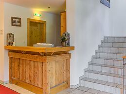 Dreany Apartment Right Next to the Cable Cars