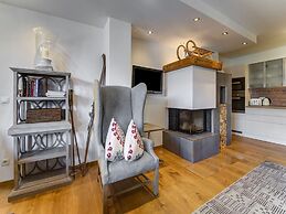 Dreany Apartment Right Next to the Cable Cars