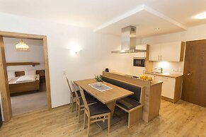 Lovely Apartment on a Farm in Radstadt