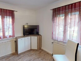 Pretty Holiday Home in Bodensdorf am Ossiacher See