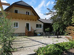 Pretty Holiday Home in Bodensdorf am Ossiacher See