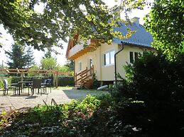 Pretty Holiday Home in Bodensdorf am Ossiacher See