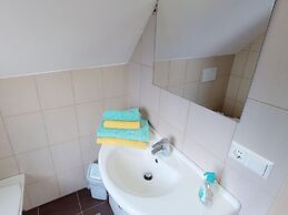 Pretty Holiday Home in Bodensdorf am Ossiacher See