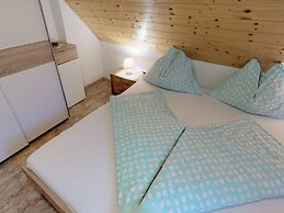 Pretty Holiday Home in Bodensdorf am Ossiacher See