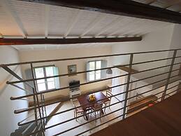 Belvilla by OYO Beautiful Farmhouse With Pool