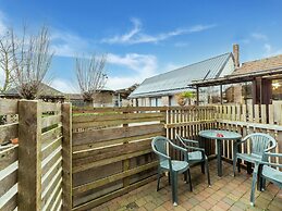 Snug Holiday Home in Zoutleeuw With Private Pool