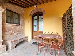 Belvilla by OYO Farmhous With Swimming Pool