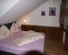 Compact Holiday Apartment in Bodensdorf