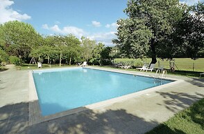 Apartment in Umbria With Shared Pool