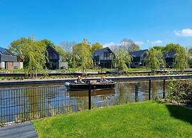 Villa in Balk With Private Jetty on Slotermeer
