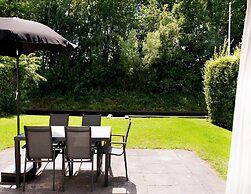 Bungalow Near Alde Feanen Site