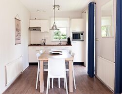 Bungalow Near Alde Feanen Site