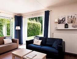 Bungalow Near Alde Feanen Site