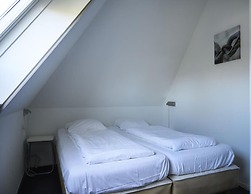 Bungalow Near Alde Feanen Site