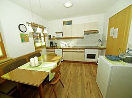 Apartment With Panoramic Views in Fiss