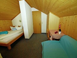 Apartment With Panoramic Views in Fiss