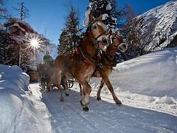 Apartment With Panoramic Views in Fiss