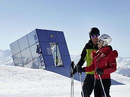 Apartment With Panoramic Views in Fiss