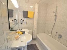 Apartment With Panoramic Views in Fiss