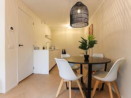 Apartment in Vrouwenpolder With Garden
