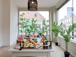 Apartment in Vrouwenpolder With Garden