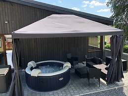 Chalet in Rochefort With Garden