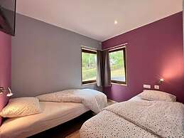 Chalet in Rochefort With Garden