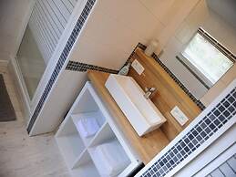 Chalet in Rochefort With Garden