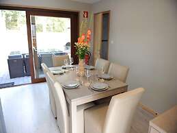 Chalet in Rochefort With Garden