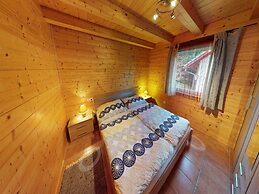 Compact Holiday Home in Bodensdorf Near the Lake