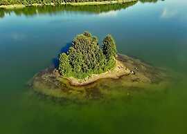 Holiday Home in Gluszyn With Private Pool