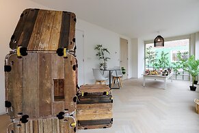 Shared Garden Apartment Retreat