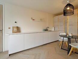 Beautiful Flat With Shared Garden