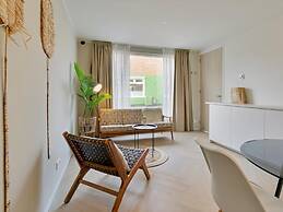 Beautiful Flat With Shared Garden