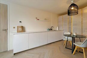 Shared Garden Apartment Retreat