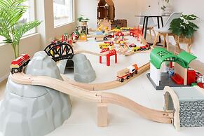 Shared Garden Apartment Retreat