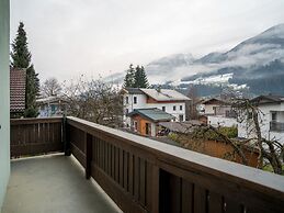 Spacious Holiday Home in Niedernsill