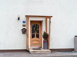 Spacious Holiday Home in Niedernsill