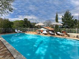 Apartment in Sassetta With Pool and Scenic Views